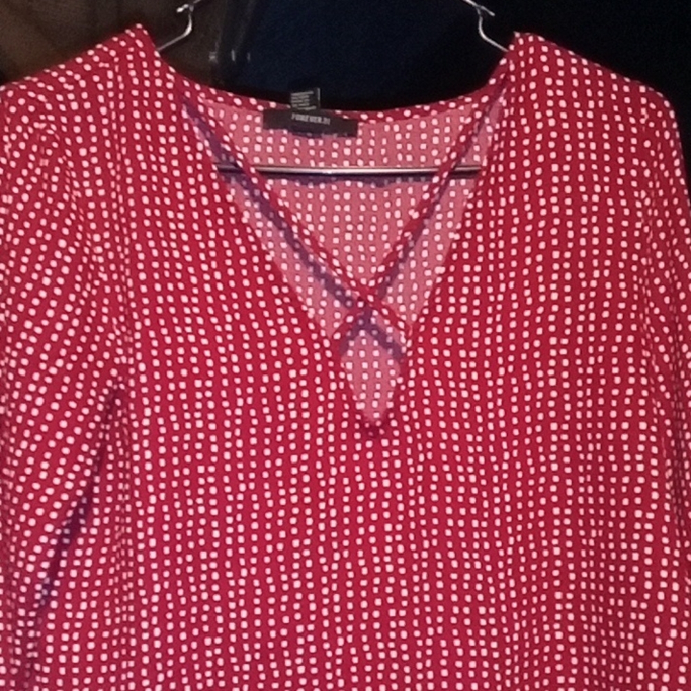 Forever 21 Long Sleeved Red And White Blo.FedPink Asymmetrical 3/4 Sleeve Blouse